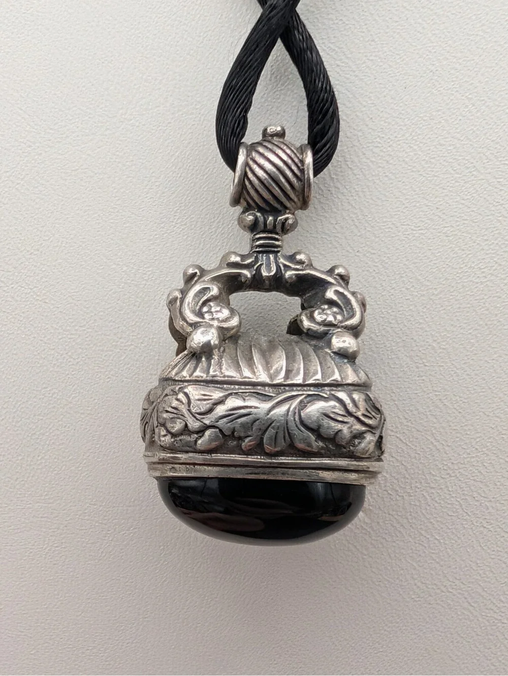 Vintage Museum of Fine Arts MFA Sterling Silver Black Onyx Repousse Fob Pendant